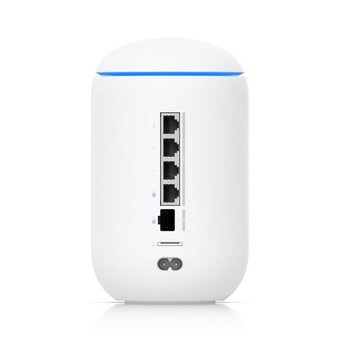  Маршрутизатор Ubiquiti UniFi Dream Router 7 UDR7 4 ядра 1,5ГГц Wi-Fi 7, 4х 2.5G RJ45, 1х 10G SFP+ 