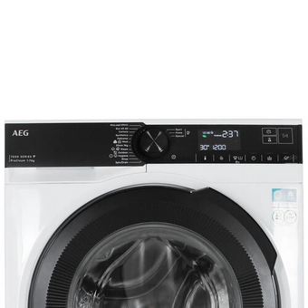  Стиральная машина AEG LFR73044SCE 