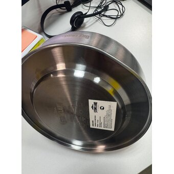  УЦ Электрочайник STONELAND SWK-0112 (плохая упаковка, маленькое замятие на корпусе) 