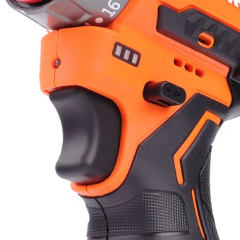  Дрель-шуруповерт Patriot BR 467 (180201467) две АКБ Li-Ion +ЗУ 