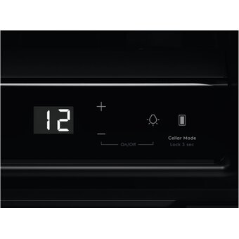  Встраиваемый винный холодильник AEG AWUS018B7B 