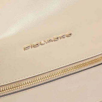  Деловая сумка Piquadro Patricia CA6774W140/BE кожа натуральная, бежевый 