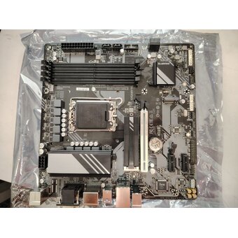  УЦ Материнская плата GIGABYTE B760M DS3H GEN5 (плохая упаковка, перепрошивка BIOS) 