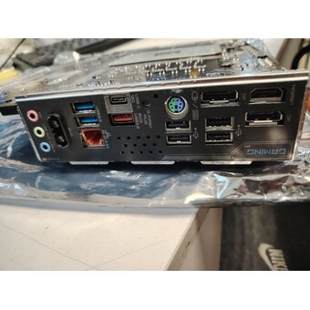  УЦ Материнская плата Gigabyte B850M Gaming X Wifi6E (плохая упаковка, ремонт разъемов USB) 