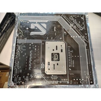  УЦ Материнская плата Gigabyte B850M Gaming X Wifi6E (плохая упаковка, ремонт разъемов USB) 