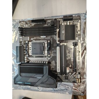  УЦ Материнская плата Gigabyte B850M Gaming X Wifi6E (плохая упаковка, ремонт разъемов USB) 