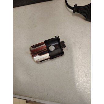  УЦ Соковыжималка цитрусовая Rondell RDE-1500 черный (плохая упаковка. сломан носик слива) 