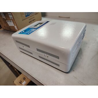  УЦ Стабилизатор напряжения Rucelf SRWII-10000-L белый (плохая упаковка, ремонт контактной группы) 