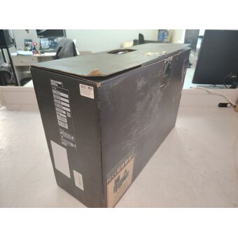  УЦ Ноутбук ASUS ROG Strix SCAR 17 G713RS-KH021 (90NR0BA4-M00440) (плохая упаковка,замена матрицы,зазор на корпусе,частичная работа подсветки корпуса) 