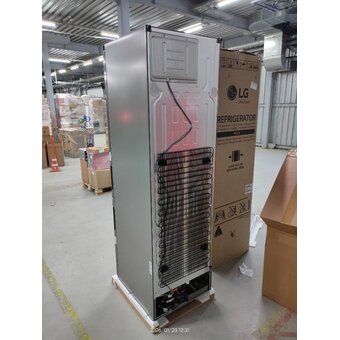  УЦ Холодильник LG GA-B509CLSL графит (плохая упаковка, малые вмятины сбоку, вмятины на лицевой стороне) 