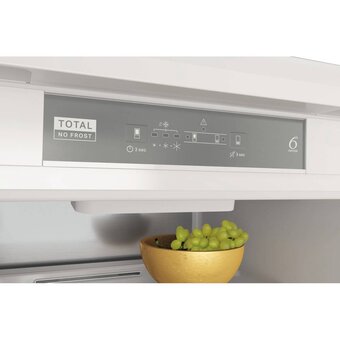  Встраиваемый холодильник Whirlpool WHC20T352 