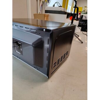  УЦ Микроволновая печь Hyundai HYM-D3001 черный/хром (плохая упаковка, заводской дефект сборки) 