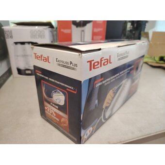  УЦ Утюг Tefal FV5715E0 (плохая упаковка, загнут носик) 