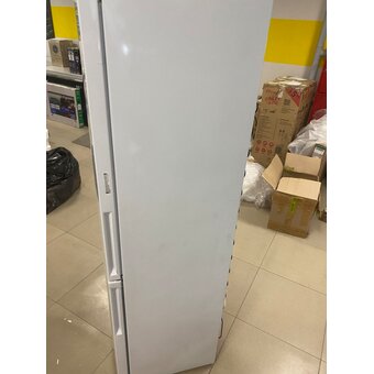  УЦ Холодильник Atlant 4624-101 белый (плохая упаковка. замена верхней двери, потертости и вмятины на корпусе) 