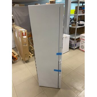  УЦ Холодильник Atlant 4624-101 белый (плохая упаковка. замена верхней двери, потертости и вмятины на корпусе) 