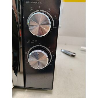  УЦ Микроволновая печь Hyundai HYM-M2050 черный/хром (плохая упаковка,малые потертости и царапины на панели управление) 