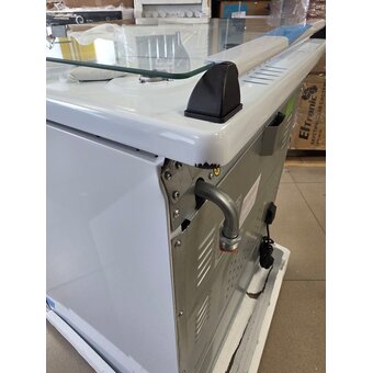  УЦ Кухонная плита De Luxe 606040.00гэ-001(кр) ЧР белый (плохая упаковка, скол эмали на углах, вмятина на задней части корпуса) 