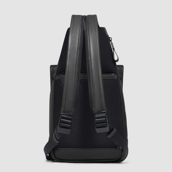  Рюкзак слинг Piquadro Harper CA6784AP/N черный натуральная кожа 