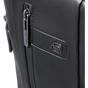  Рюкзак Piquadro Urban CA6801UB00/N черный натуральная кожа 