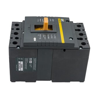  Автоматический выключатель IEK ВА88-35 (SVA30-3-0200) 