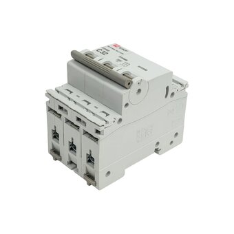  Автоматический выключатель EKF PROxima (M636332C) 