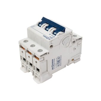  Автоматический выключатель ABL C6S3 