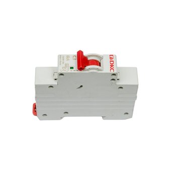  Автоматический модульный выключатель DKC Yon MD63 (MD63-1C3-6) 