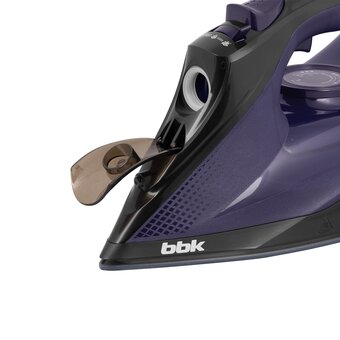  Утюг BBK ISE-2413 черный/фиолетовый 
