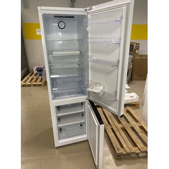  УЦ Холодильник Beko B3RCNK402HW (плохая упаковка, б/у, нет документации, устранение утечки испарителя) 