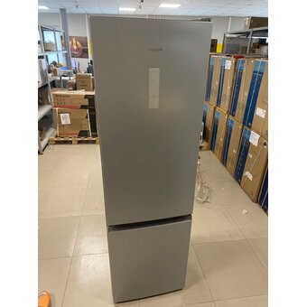  УЦ Холодильник Hotpoint HT 6200 S серебристый (плохая упаковка, б/у, нет документации, устранение утечки по заправочному порту) 