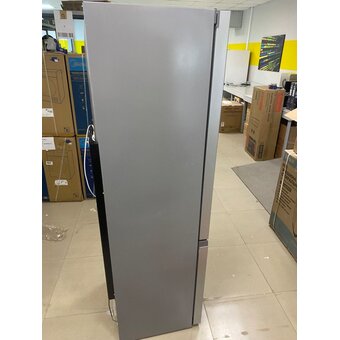  УЦ Холодильник Hotpoint HT 6200 S серебристый (плохая упаковка, б/у, нет документации, устранение утечки по заправочному порту) 