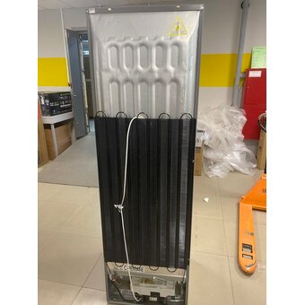  УЦ Холодильник Hotpoint HT 6200 S серебристый (плохая упаковка, б/у, нет документации, устранение утечки по заправочному порту) 