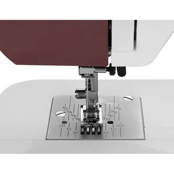  Швейная машина CHAYKA New Wawe 1403 