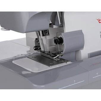  Машина-оверлок CHAYKA New Wawe 770 