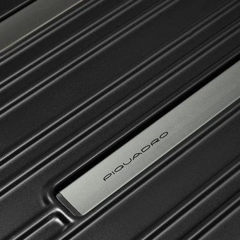  Чемодан Piquadro PQ Light BV6394PQL/NO 51х75х31 см, 4.26кг, черный 