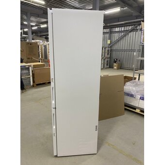  УЦ Холодильник LG GA-B509CQSL белый (плохая упаковка, потертости на корпусе, ремонт мотора) 