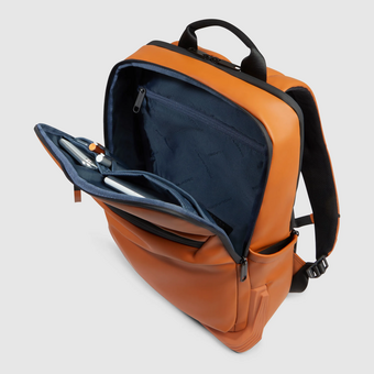  Рюкзак Piquadro Corner 2.0 CA6465C2OW/CU оранжевый полиуретан 