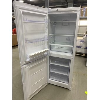  УЦ Холодильник Indesit ITR 4160 W белый (плохая упаковка, б/у. нет документации, замена термореле и таймера) 