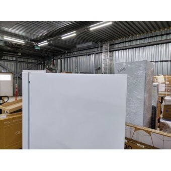  УЦ Холодильник Atlant 4721-101 (плохая упаковка, повреждена накладка крепления двери, небольшие зазоры между боковыми стенками и крышкой) 