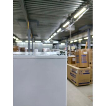  УЦ Холодильник Atlant 4721-101 (плохая упаковка, повреждена накладка крепления двери, небольшие зазоры между боковыми стенками и крышкой) 