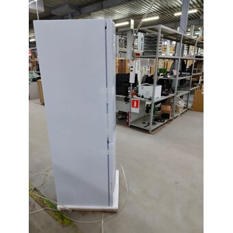  УЦ Холодильник Atlant 4721-101 (плохая упаковка, повреждена накладка крепления двери, небольшие зазоры между боковыми стенками и крышкой) 