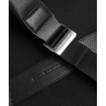  Рюкзак Moleskine Classic Pro ET84PBKBK черный натуральная кожа 