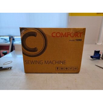  УЦ Швейная машина Comfort 1090 (плохая упаковка, трещина на корпусе) 