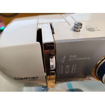  УЦ Швейная машина Comfort 1090 (плохая упаковка, трещина на корпусе) 