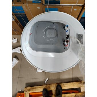  УЦ Водонагреватель Ariston Pro1 R ABS 150 V (плохая упаковка, б/у. нет документации, ремонт патрубка горячей воды и замена ТЭНа) 