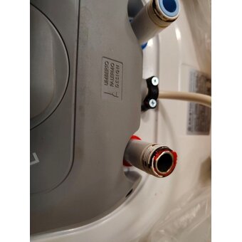  УЦ Водонагреватель Ariston Pro1 R ABS 150 V (плохая упаковка, б/у. нет документации, ремонт патрубка горячей воды и замена ТЭНа) 