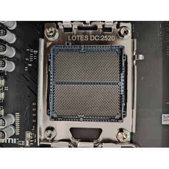  УЦ MB sAM5 MSI B650M Gaming Plus Wifi, AMD B650, 4xDDR5-4800 МГц, 2xPCI-Ex16, 2xM.2, Standard-ATX (плохая упаковка, ремонт сокета) 