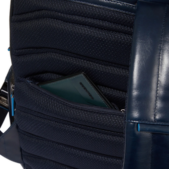  Рюкзак Piquadro Blue Square CA6592B2BM/BLU2 темно-синий натуральная кожа 