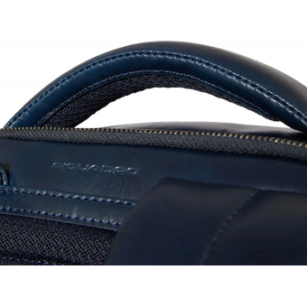  Рюкзак Piquadro Blue Square CA6592B2BM/BLU2 темно-синий натуральная кожа 