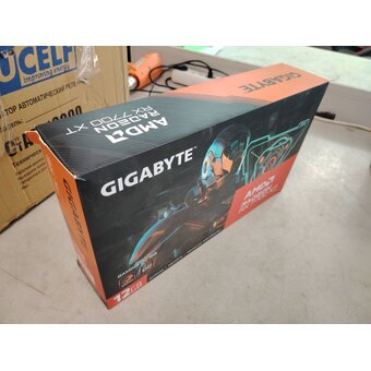  УЦ Видеокарта Gigabyte AMD Radeon RX 7700XT (GV-R77XTGaming OC-12GD) 12288Mb 192 GDDR6 2276/18000 (плохая упаковка, б/у, перепрошивка BIOS) 